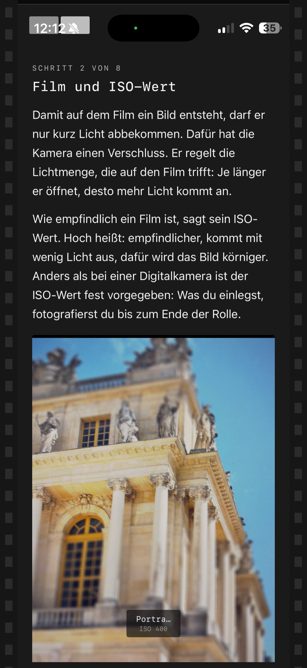 Ein Schritt des Filmkurses über Film und ISO-Wert, darunter die Übungskamera